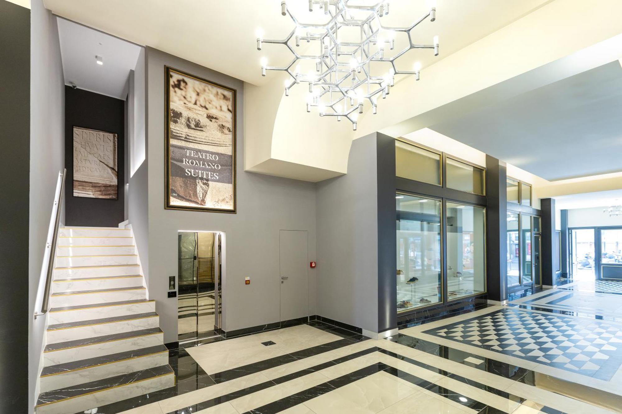 Teatro Romano Exclusive Suites Terst Exteriér fotografie